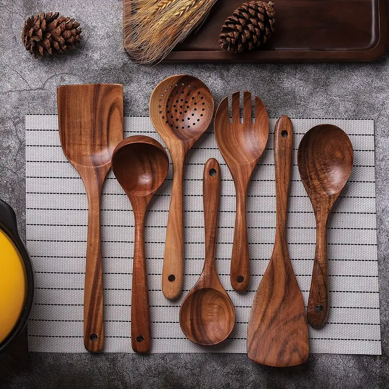 7 Piece Wooden Kitchen Utensils Set